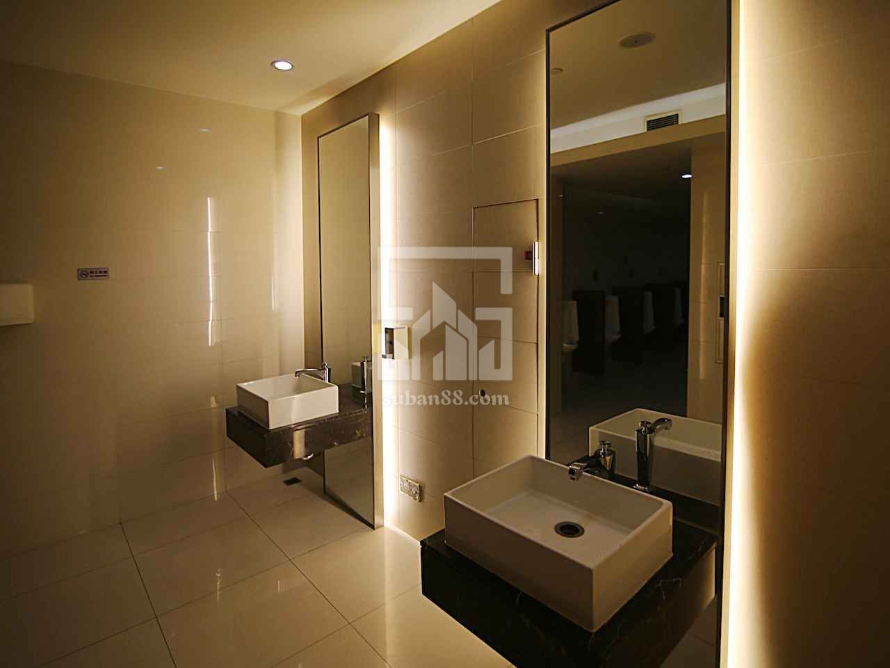 環(huán)球188財(cái)富中心 環(huán)球188財(cái)富中心